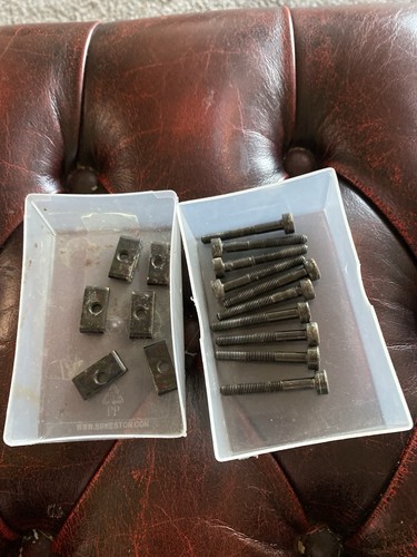 Full set fittings - of, for